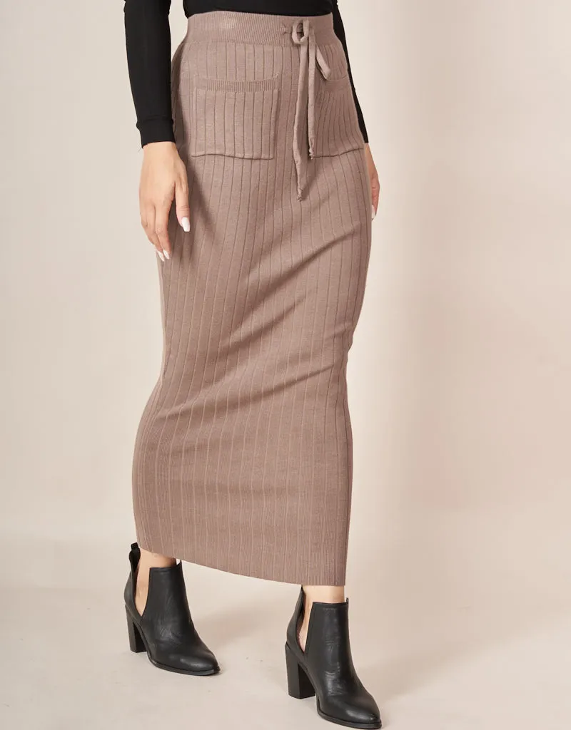 Front Pocket Knit Skirt