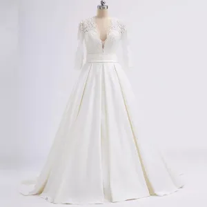 Long Sleeve A-Line Wedding Dress Sexy Deep V Neck Chapel Train Appliques Bridal Gown Plus Size